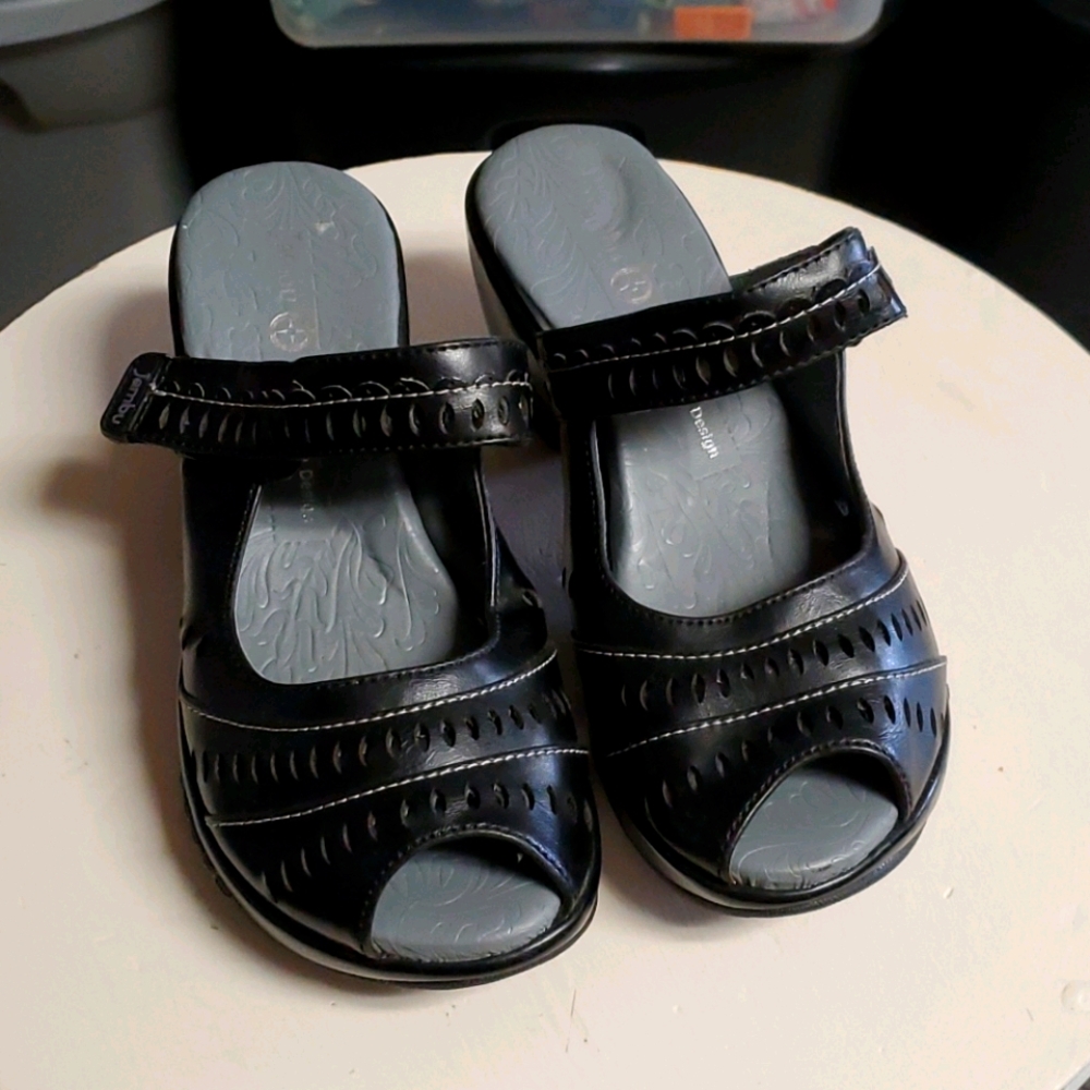 Jambu Sightseer Sandals Black Sz. 6